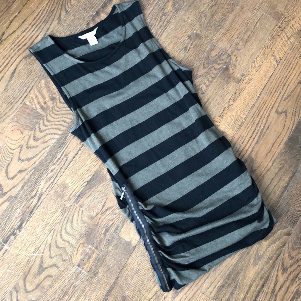 Banana Republic Sleeveless Top